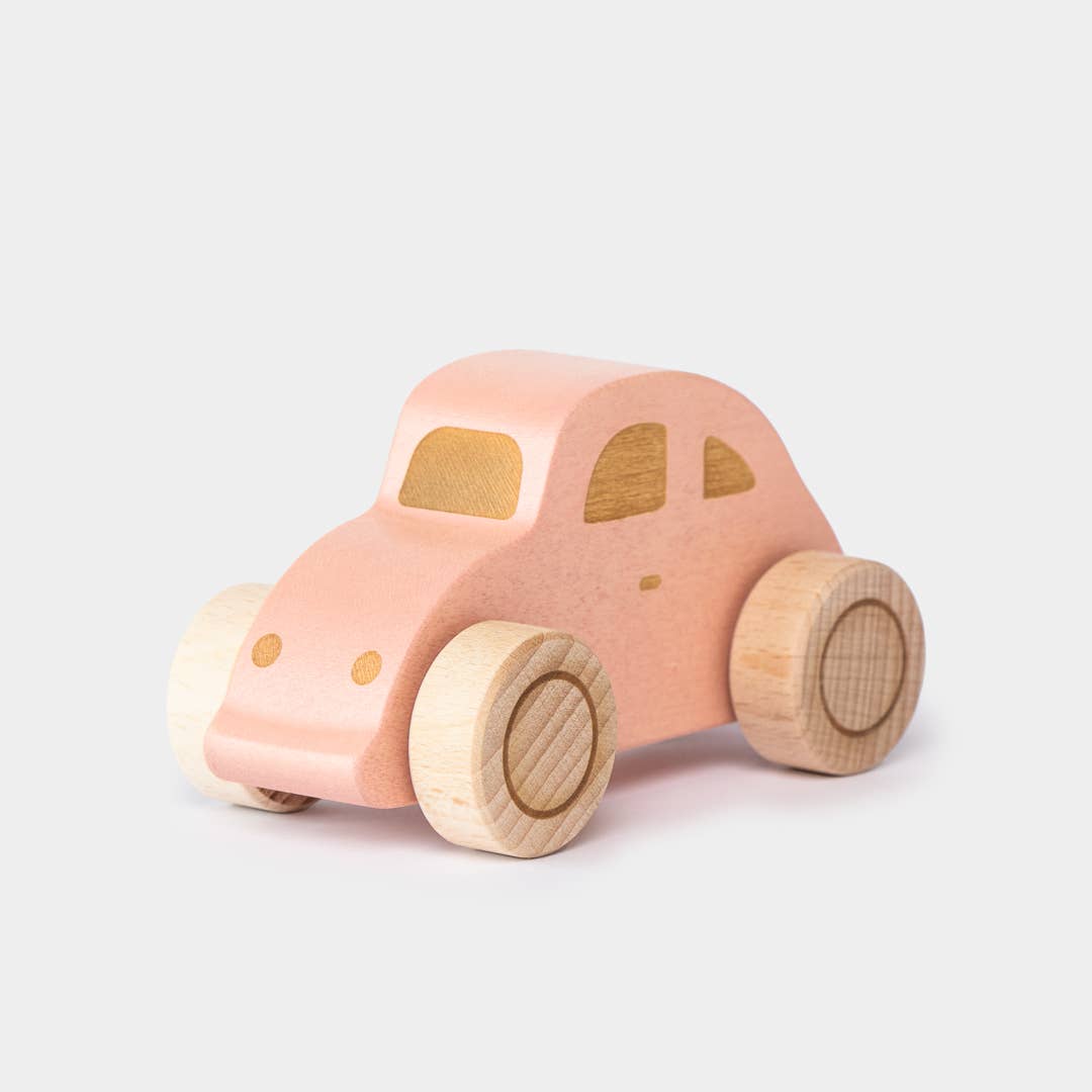Beetle Bil – Håndlaget Treleke for Små Eventyrere • Rosa